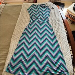 Veronica M Chevron Pattern Maxi Dress